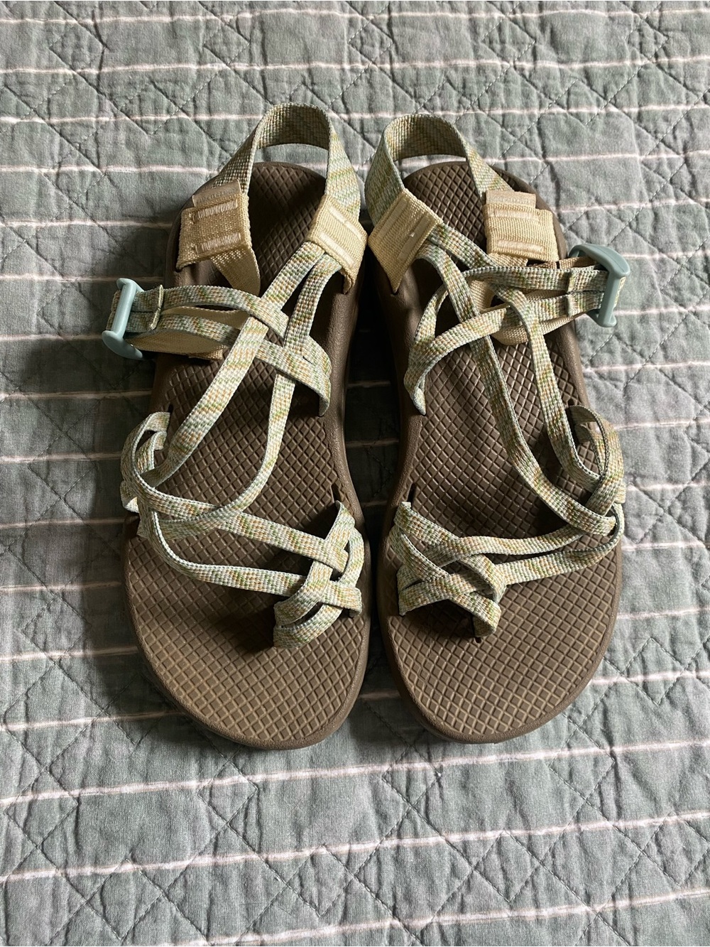 EUC Chaco ZX2 Cloud comfort sandals Trim Papyrus beige, light blue, & green 8